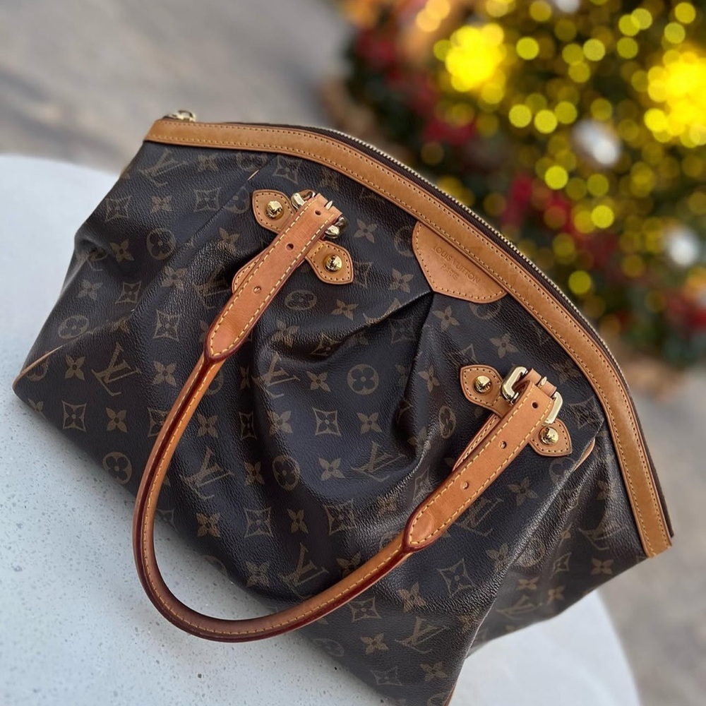 Louis Vuitton Authentic Tivoli PM shoulder bag